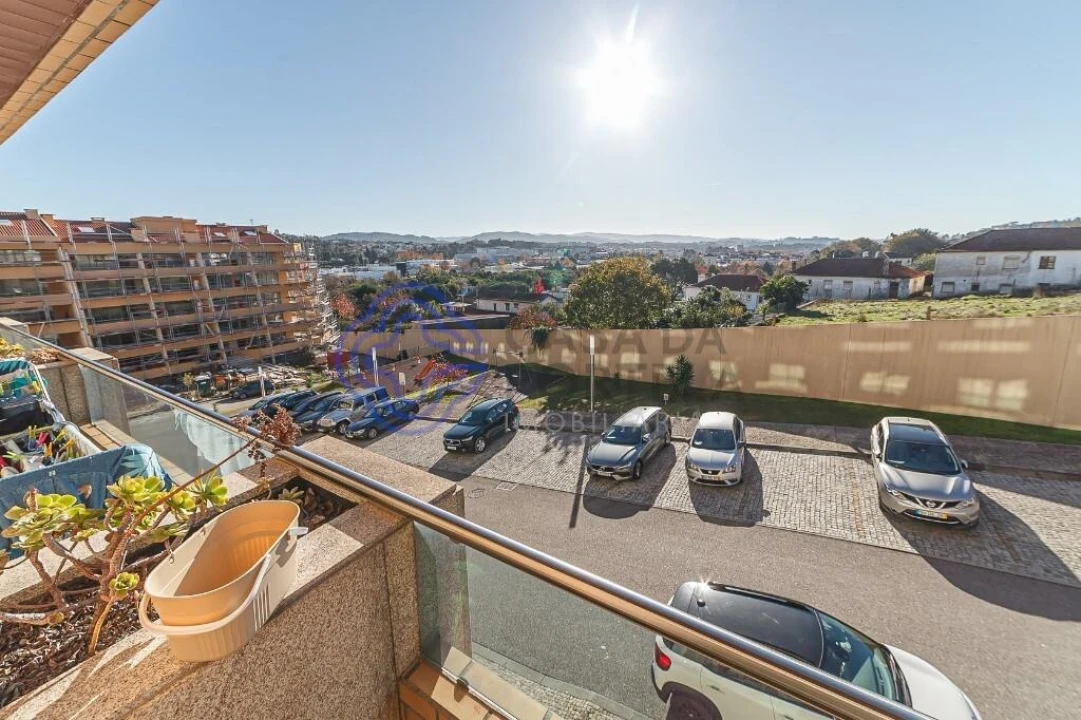 Apartamento T3 para Venda em São João da Madeira Foto 35