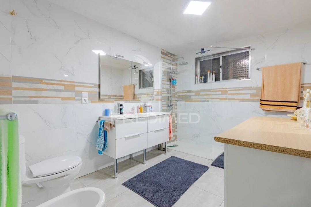 Moradia T3 para Venda em Meixomil Foto 11