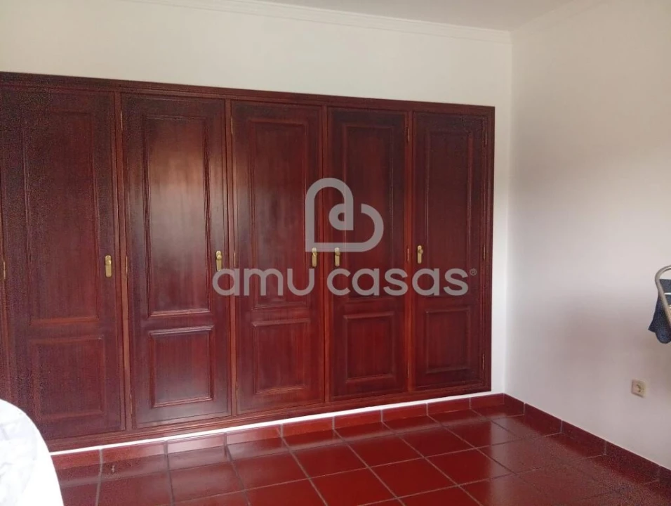 Moradia T4 para Venda em Oliveira do Bairro Foto 49