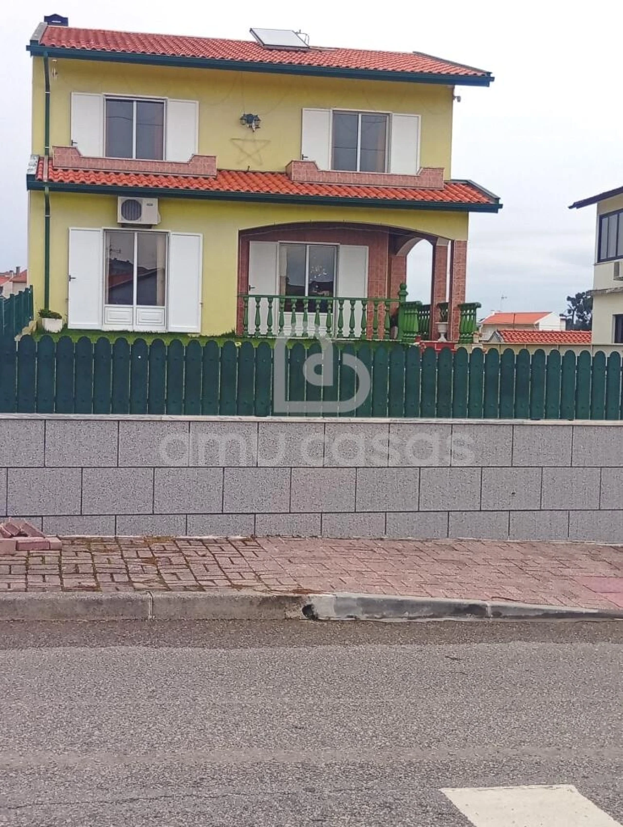 Moradia T4 para Venda em Oliveira do Bairro Foto 1