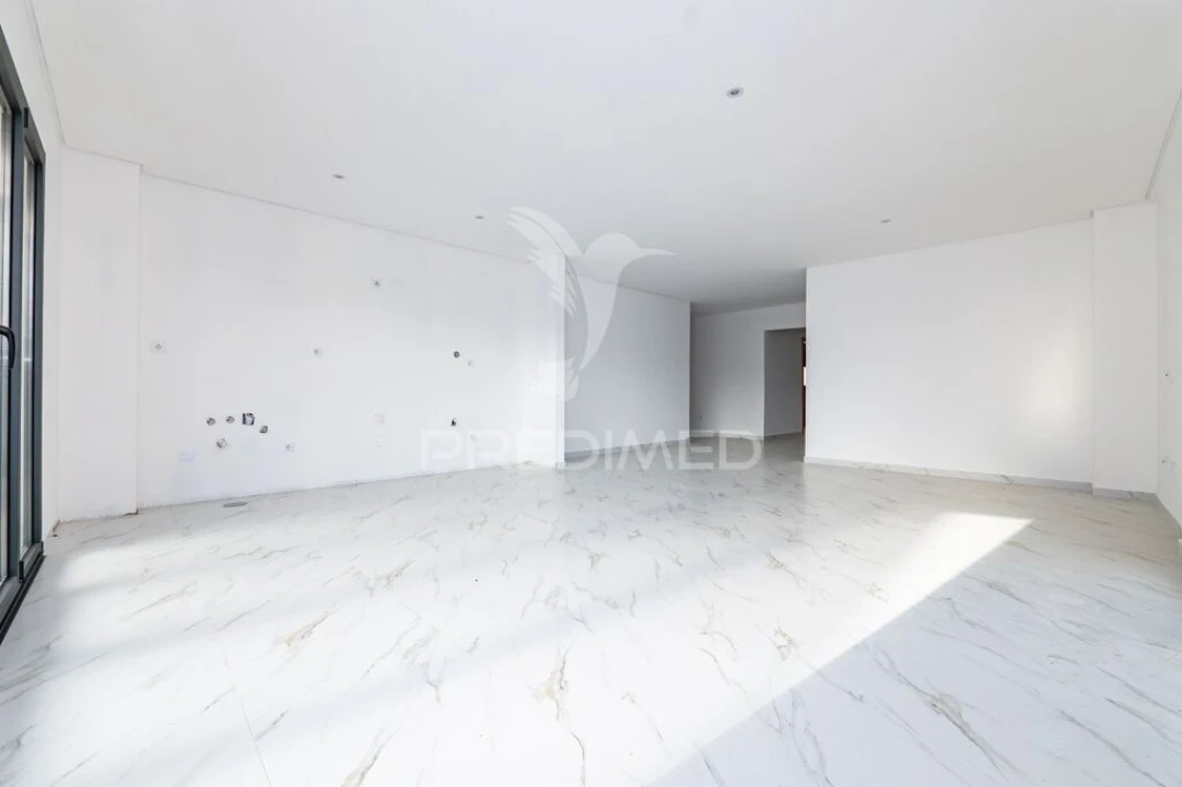 Apartamento T3 para Venda em Arco de Baúlhe e Vila Nune Foto 7