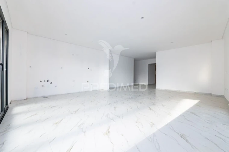 Apartamento T3 para Venda em Arco de Baúlhe e Vila Nune Foto 7