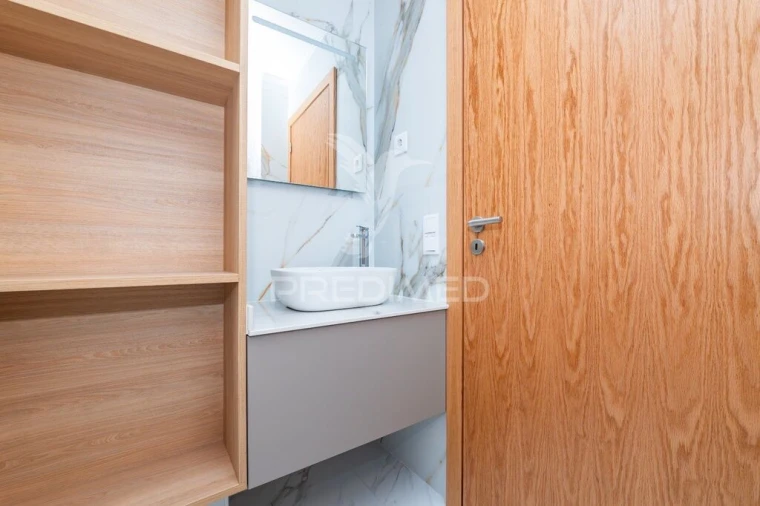 Apartamento T3 para Venda em Arco de Baúlhe e Vila Nune Foto 18