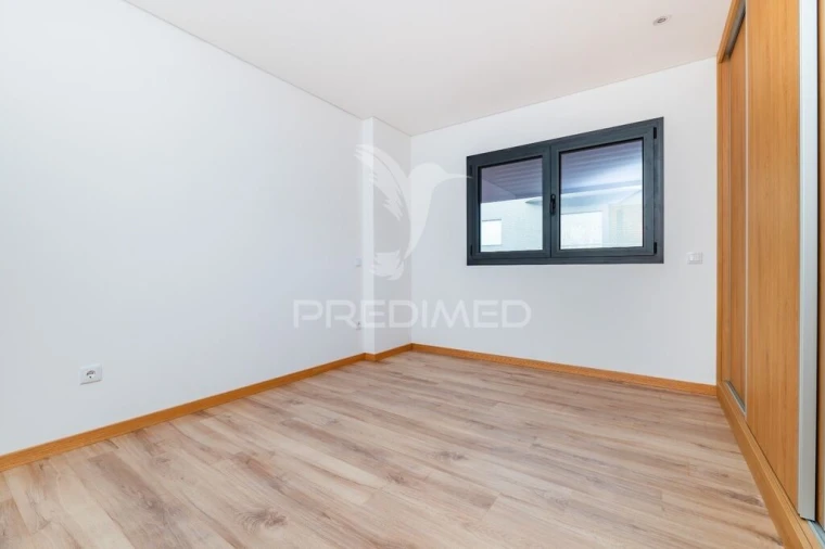 Apartamento T3 para Venda em Arco de Baúlhe e Vila Nune Foto 11