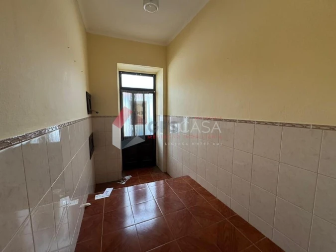 Moradia T3 para Venda em Angra (Nossa Senhora da Conceição) Foto 6