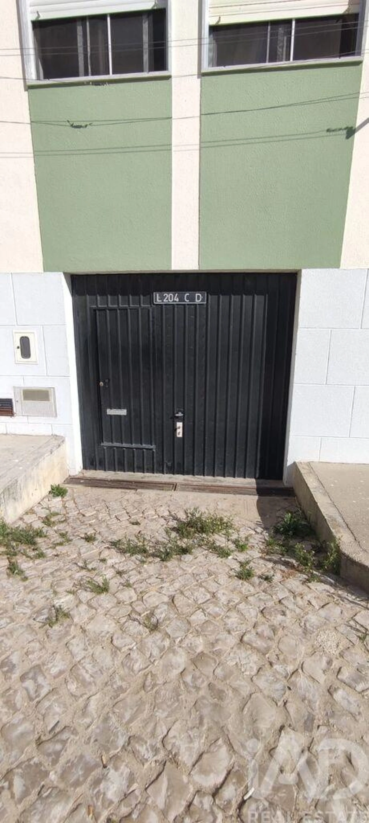 Garagem para Venda em Moita Foto 1