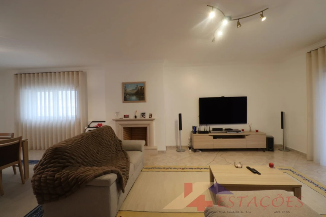 Moradia T4 para Venda em Pombal Foto 5