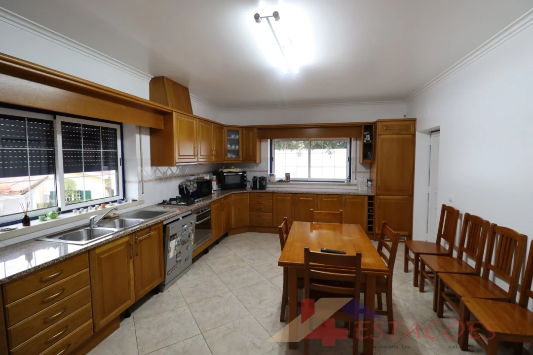 Moradia T4 para Venda em Pombal Foto 8