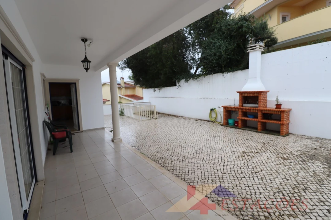 Moradia T4 para Venda em Pombal Foto 13