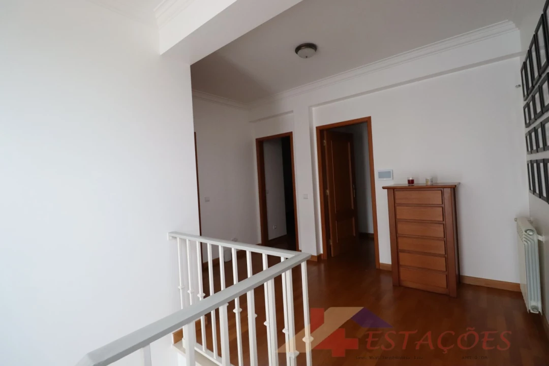 Moradia T4 para Venda em Pombal Foto 18