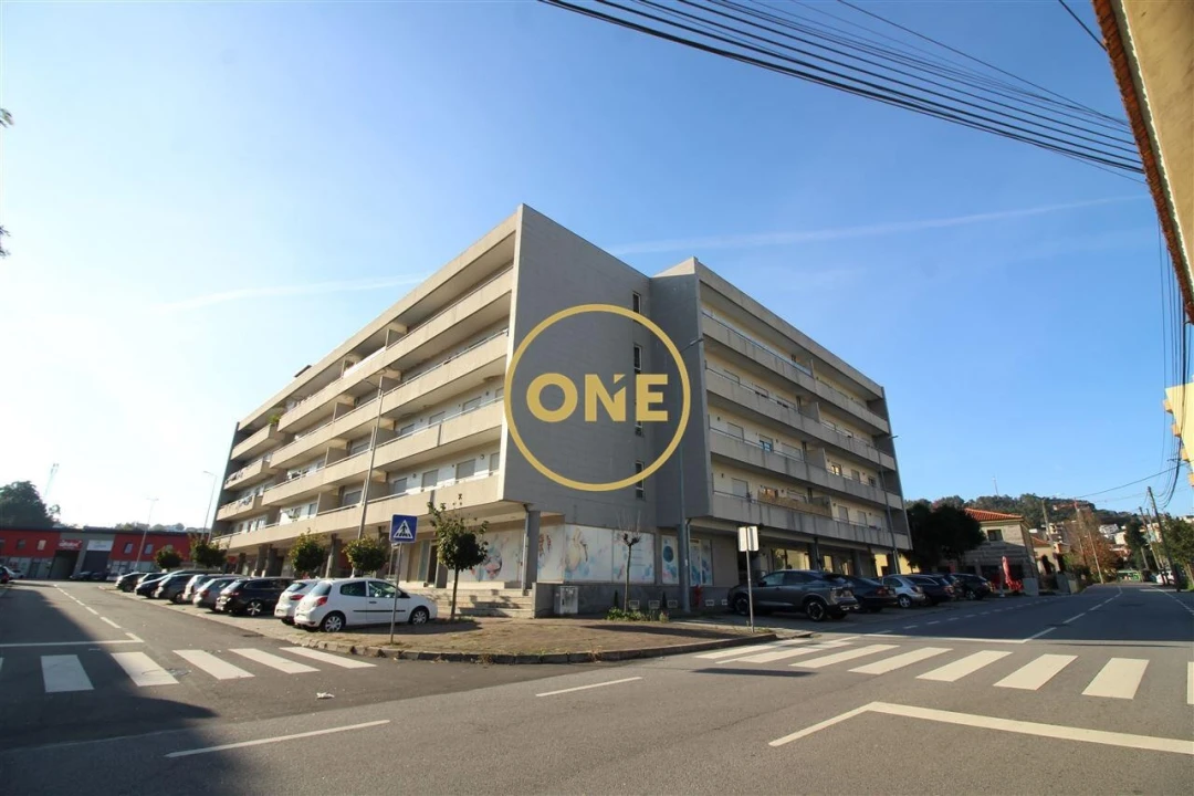 Apartamento T2 para Venda em Vila Nova de Famalicão e Calendário Foto 1