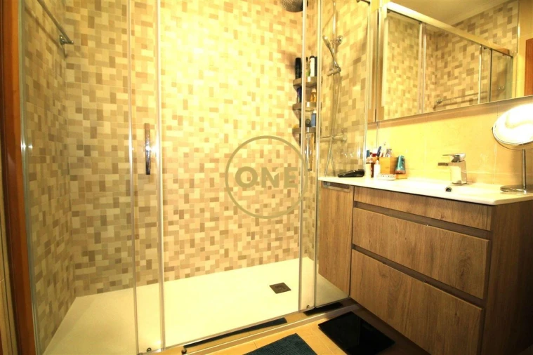 Apartamento T2 para Venda em Vila Nova de Famalicão e Calendário Foto 3