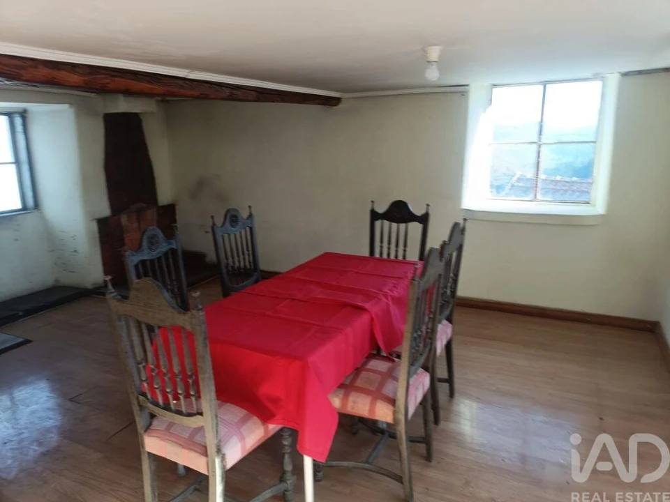 Moradia T2 para Venda em Aldeia de São Francisco de Assis Foto 6