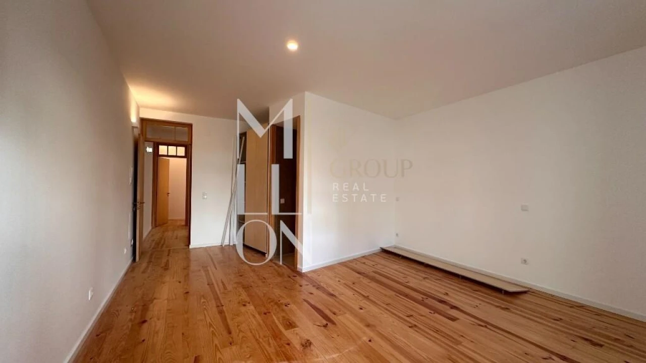 Prédio para Venda em Cedofeita, Santo Ildefonso, Sé, Miragaia, São Nicolau e Vitória Foto 36