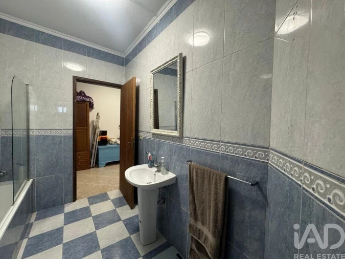 Moradia T4 para Venda em Carregueiros Foto 22