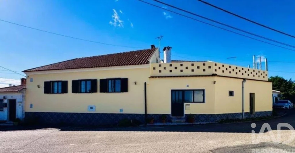 Moradia T4 para Venda em Carregueiros Foto 37