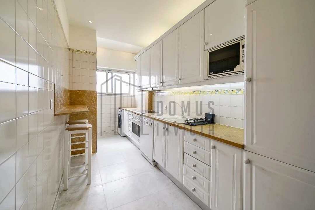 Apartamento T2 para Arrendamento em Aldoar, Foz do Douro e Nevogilde Foto 19