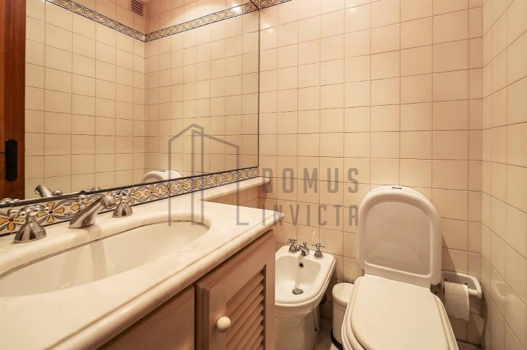 Apartamento T2 para Arrendamento em Aldoar, Foz do Douro e Nevogilde Foto 23