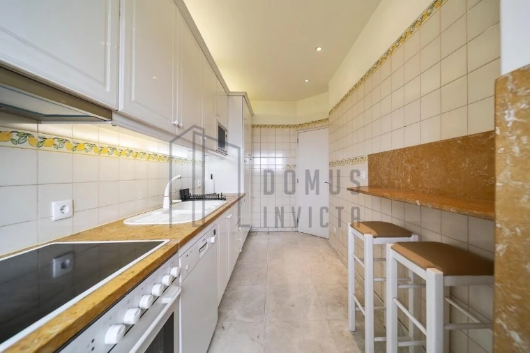 Apartamento T2 para Arrendamento em Aldoar, Foz do Douro e Nevogilde Foto 20