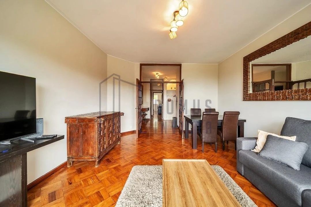 Apartamento T2 para Arrendamento em Aldoar, Foz do Douro e Nevogilde Foto 4