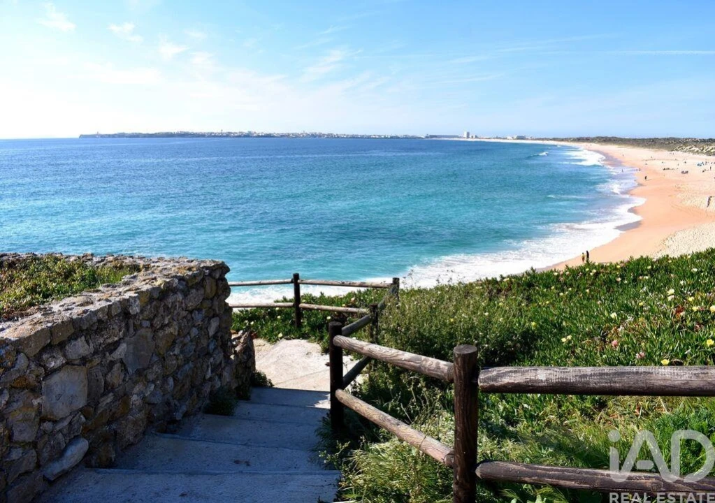 Apartamento T3 para Venda em Atouguia da Baleia Foto 14