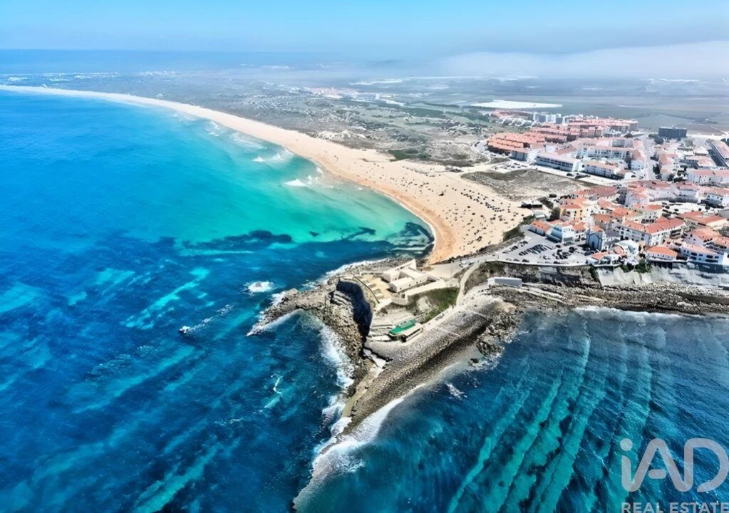 Apartamento T3 para Venda em Atouguia da Baleia Foto 1