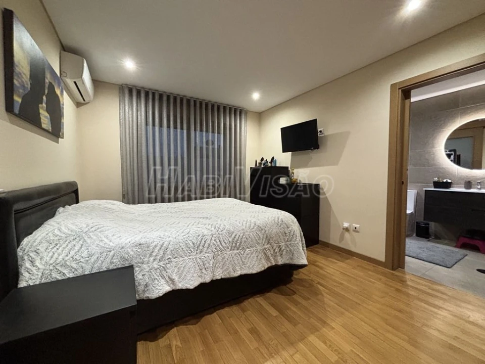 Apartamento T3 para Venda em Valongo Foto 14