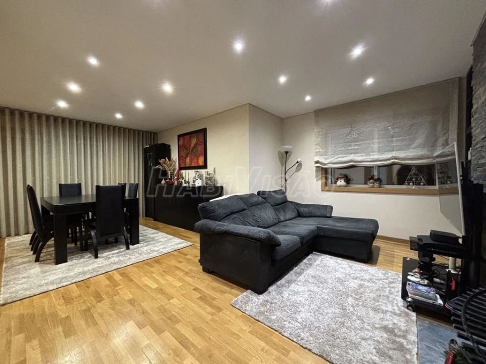 Apartamento T3 para Venda em Valongo Foto 5