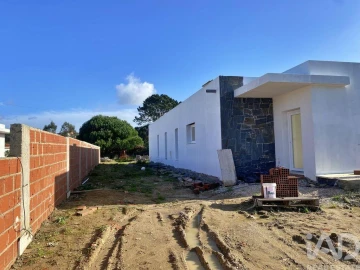 Moradia T3 para Venda em Nossa Senhora do Pópulo, Coto e São Gregório