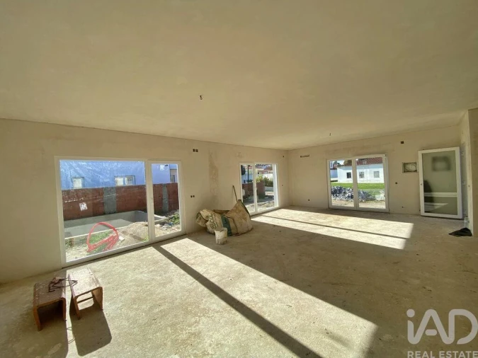 Moradia T3 para Venda em Nossa Senhora do Pópulo, Coto e São Gregório Foto 19