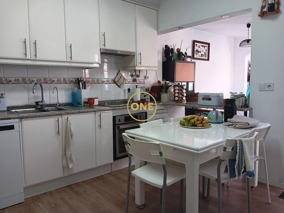 Moradia T3 para Venda em Ventosa Foto 3