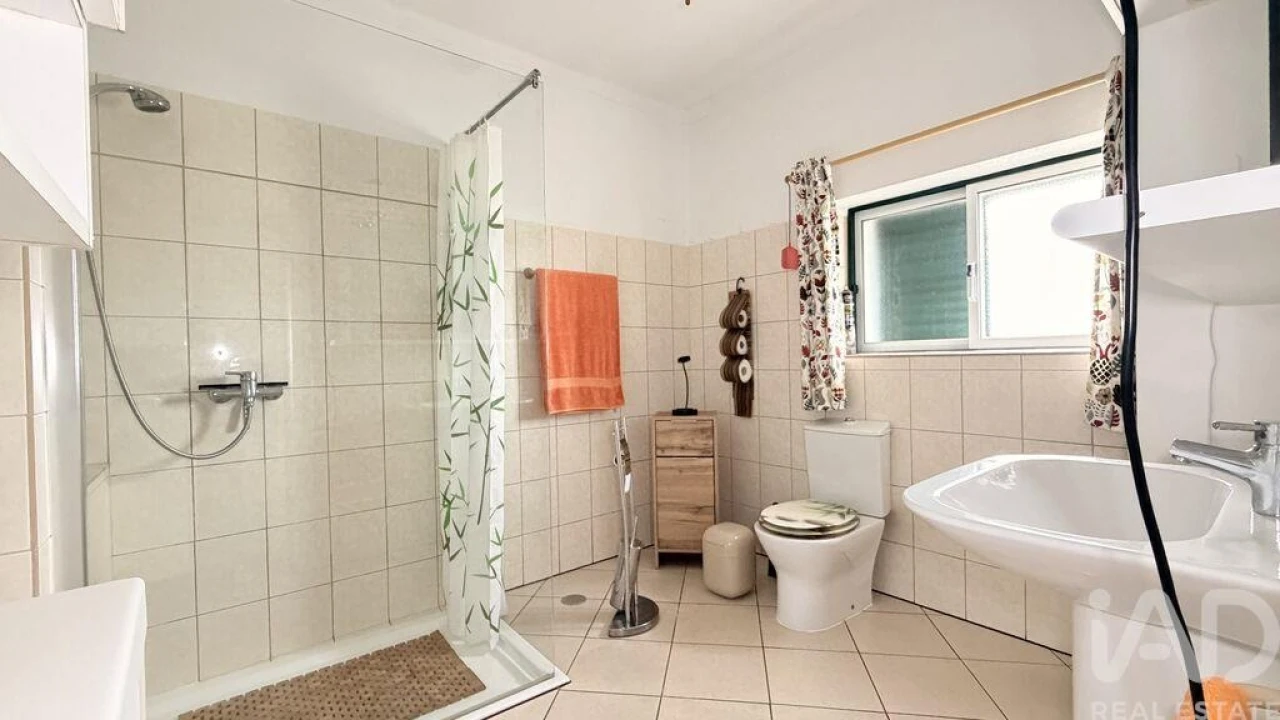 Moradia T3 para Venda em Abitureiras Foto 13