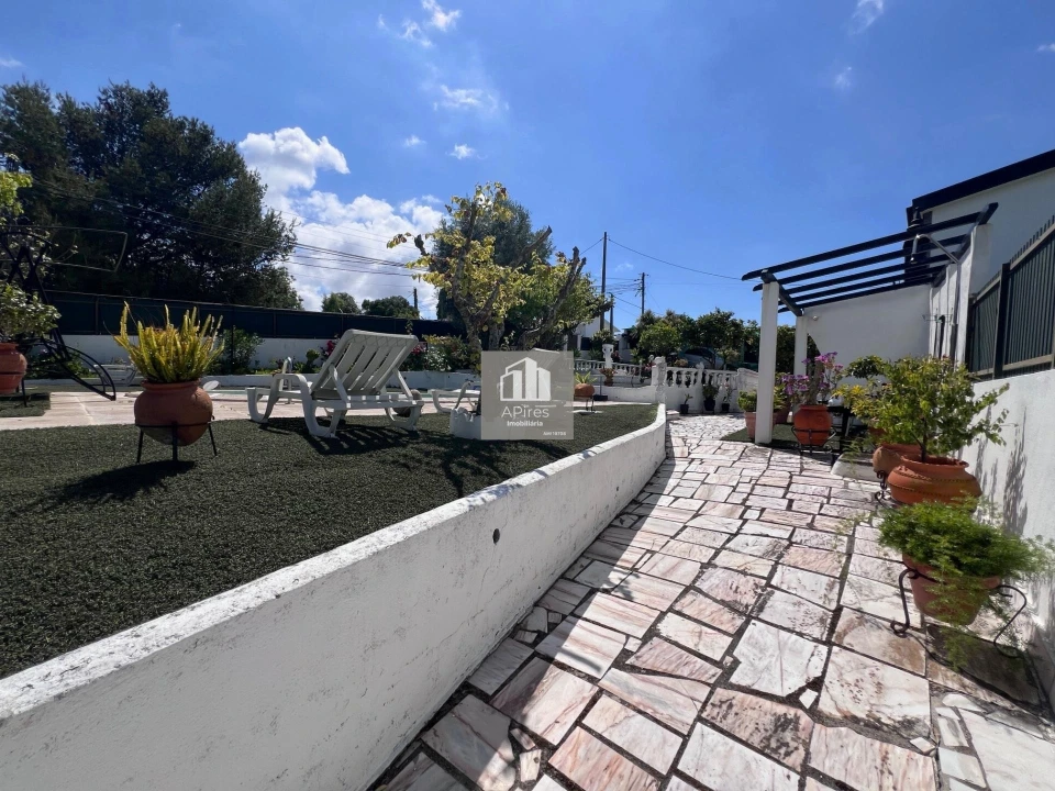 Moradia T5 para Venda em Caparica e Trafaria Foto 42