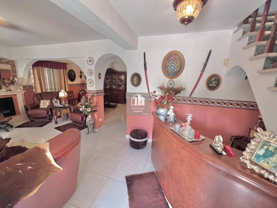 Moradia T5 para Venda em Caparica e Trafaria Foto 13