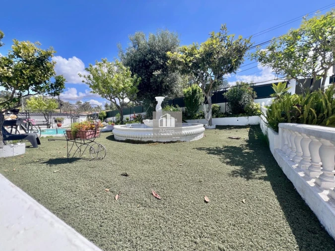 Moradia T5 para Venda em Caparica e Trafaria Foto 11