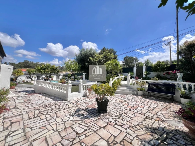 Moradia T5 para Venda em Caparica e Trafaria Foto 12