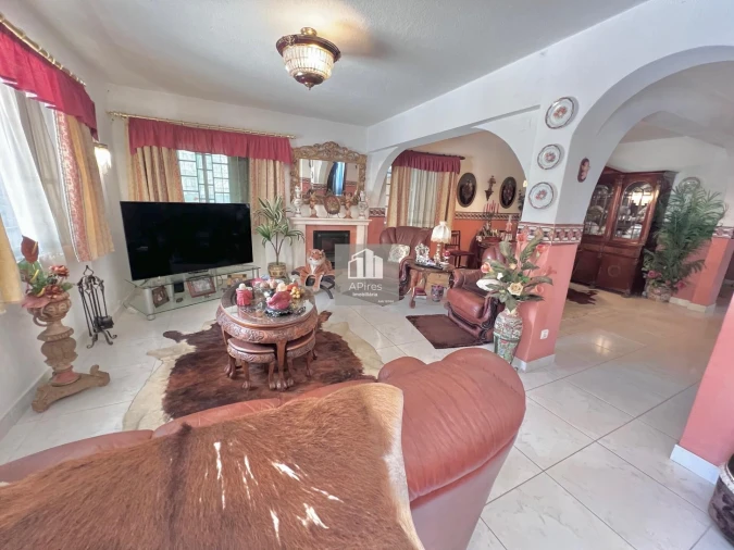 Moradia T5 para Venda em Caparica e Trafaria Foto 18