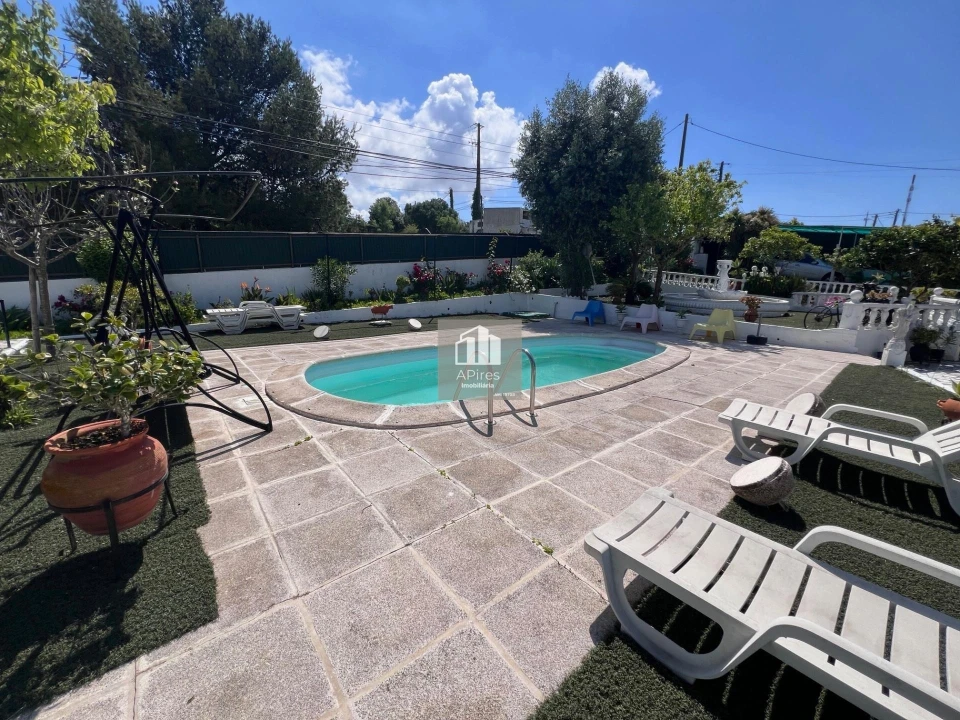 Moradia T5 para Venda em Caparica e Trafaria Foto 5