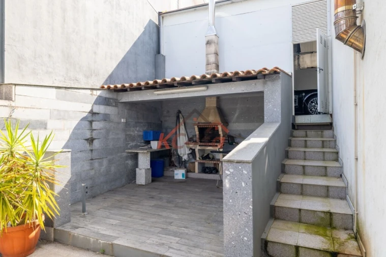 Moradia T4 para Venda em Gondomar (São Cosme), Valbom e Jovim Foto 51