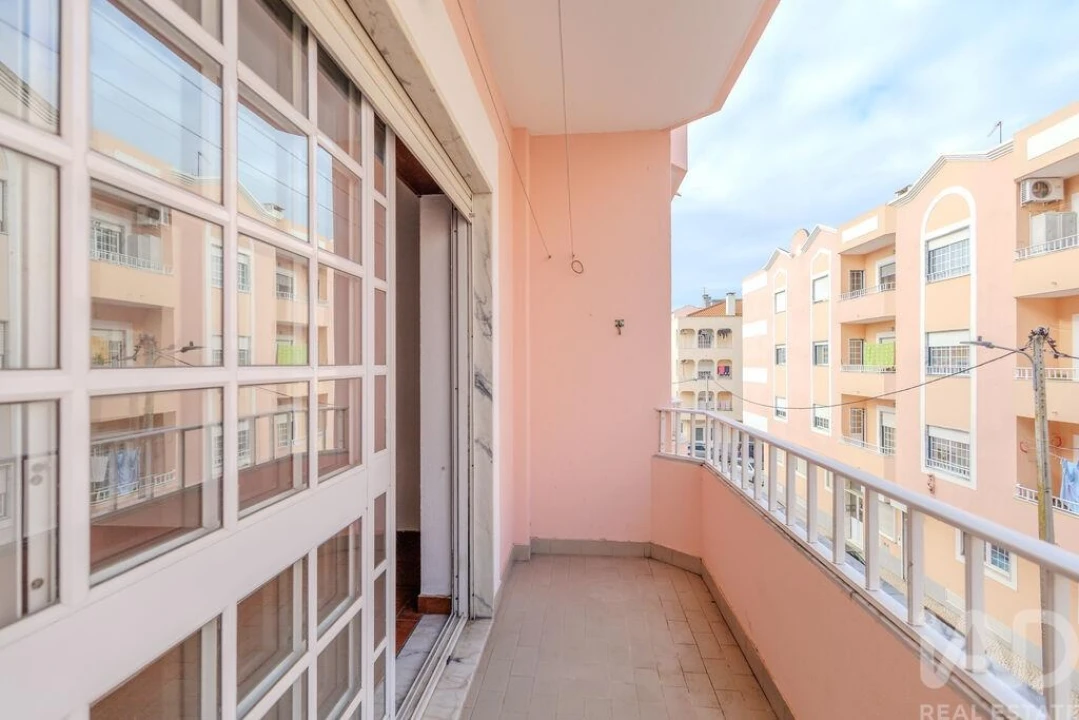 Apartamento T2 para Venda em Pinhal Novo Foto 18