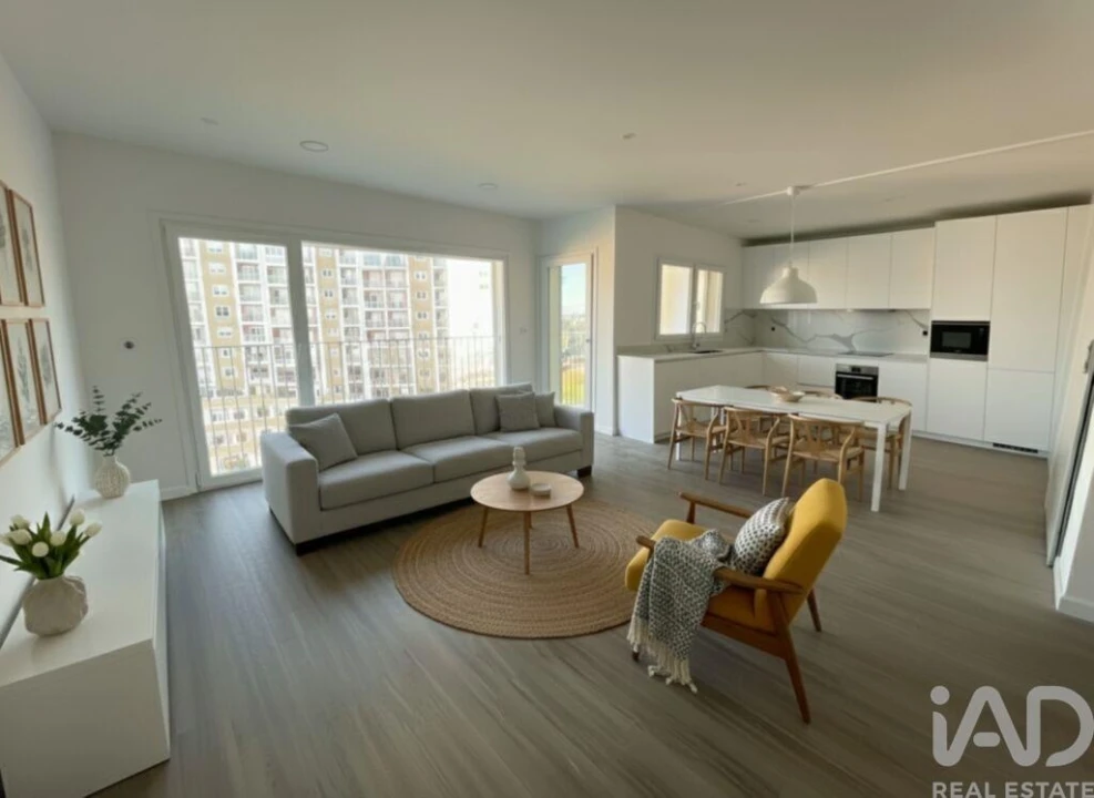 Apartamento T3 para Venda em Corroios Foto 1