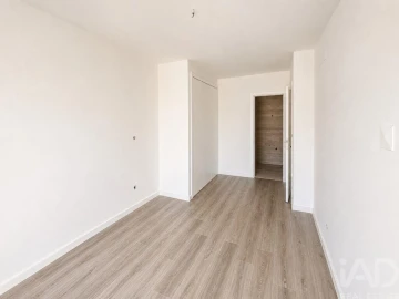 Apartamento T3 para Venda em Corroios