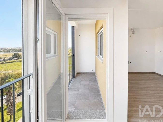 Apartamento T3 para Venda em Corroios Foto 3