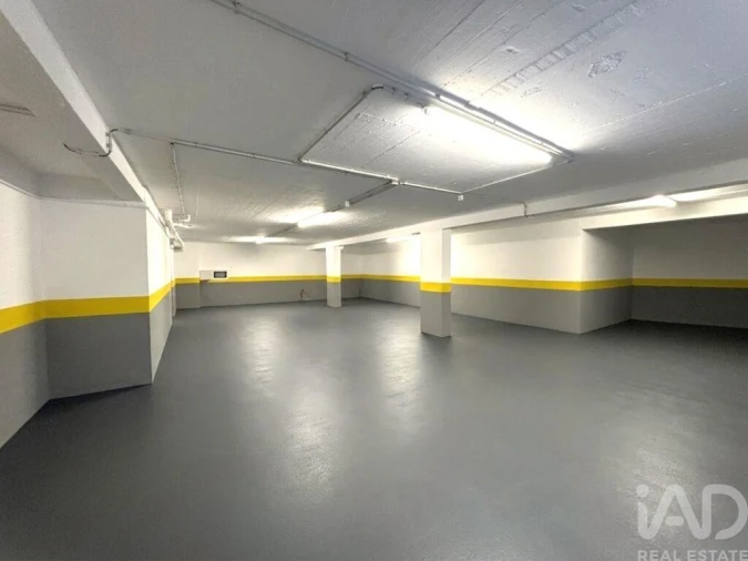 Apartamento T3 para Venda em Corroios Foto 19