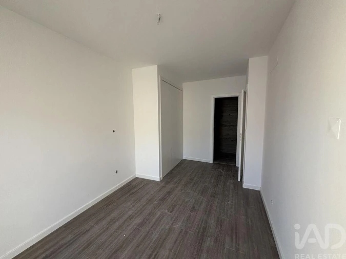 Apartamento T3 para Venda em Corroios Foto 8