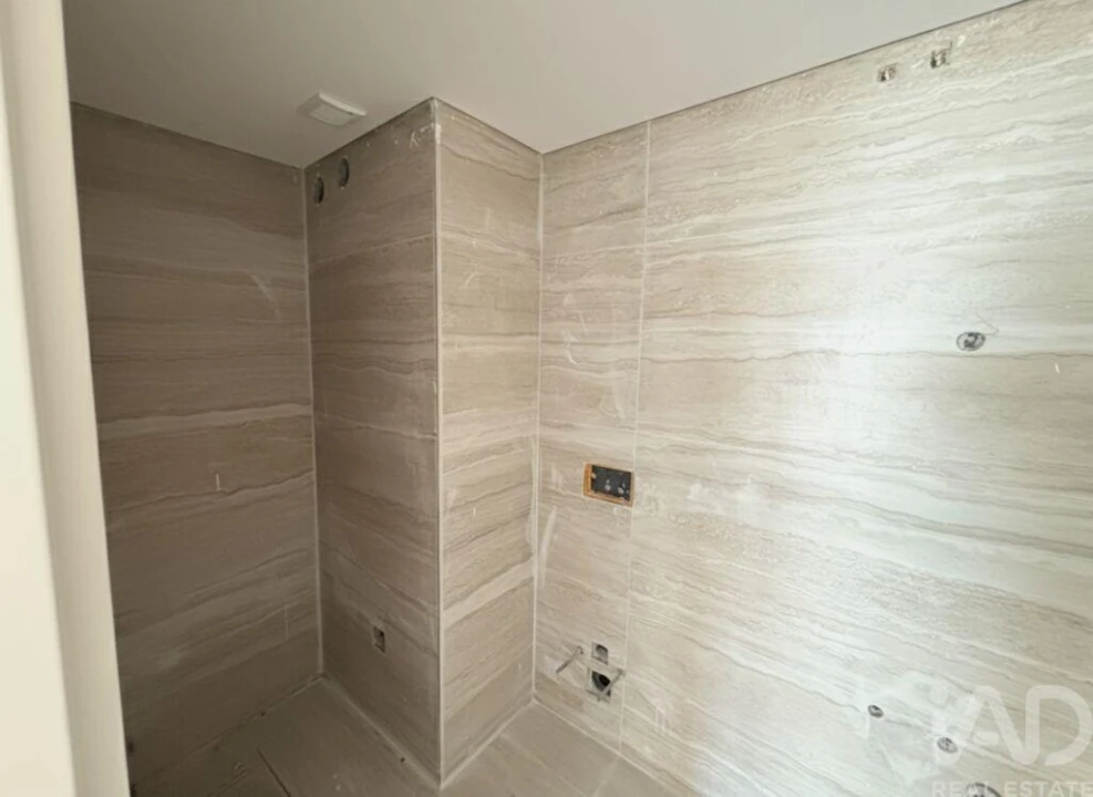 Apartamento T3 para Venda em Corroios Foto 9