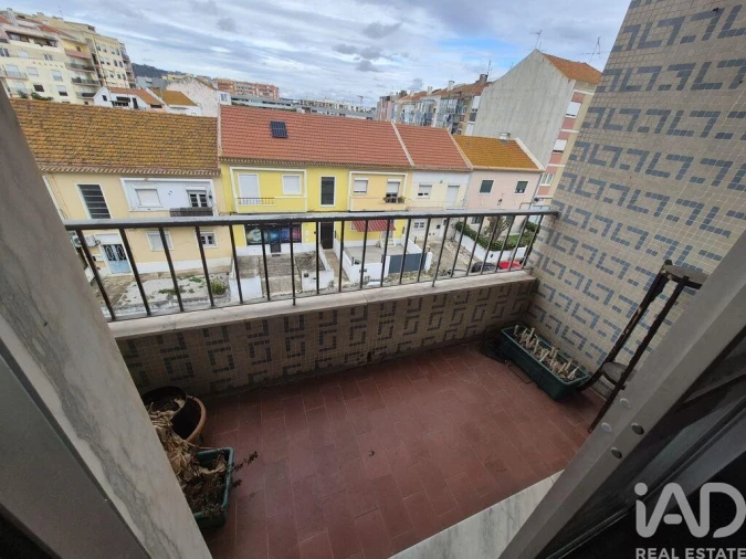 Apartamento T2 para Venda em União das Freguesias de Setúbal Foto 6