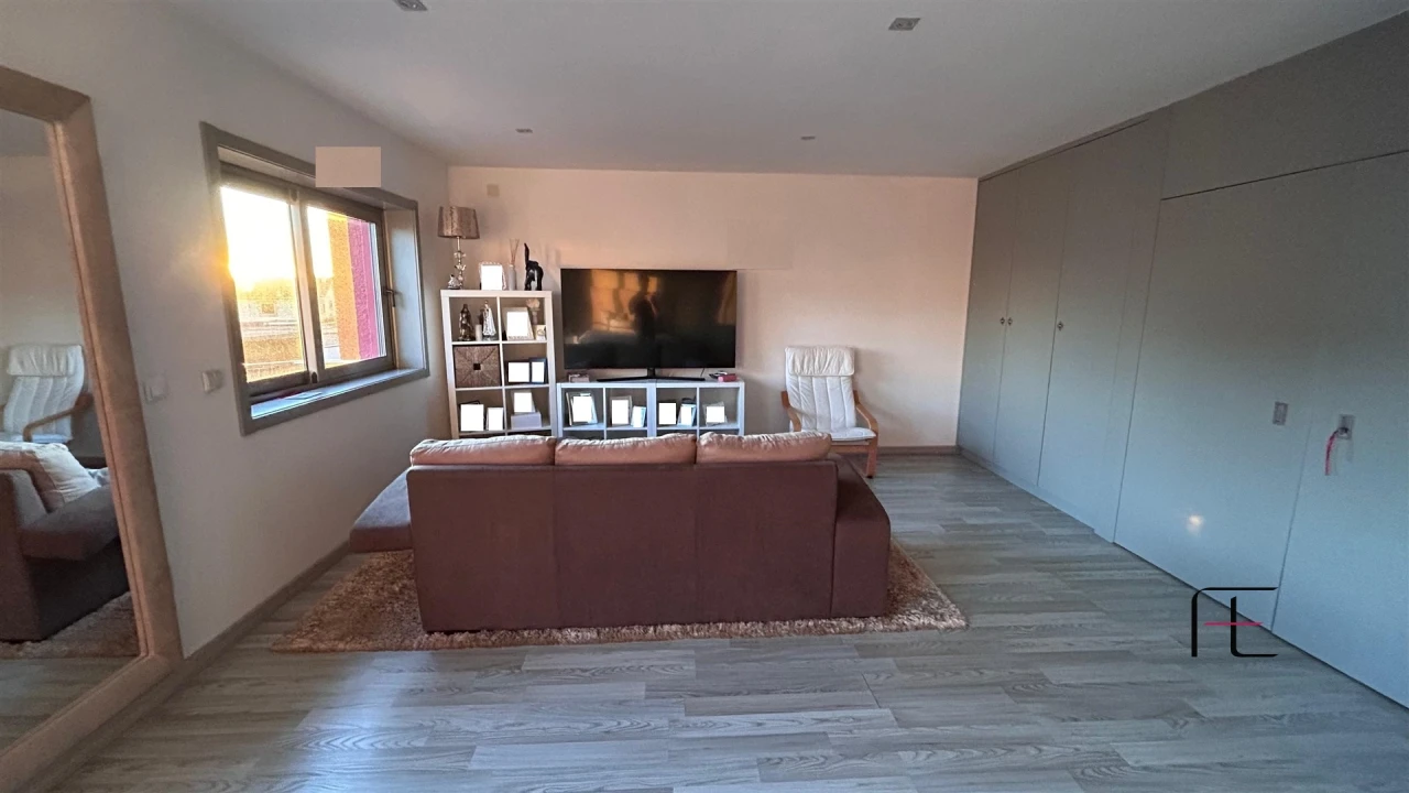 Moradia T4 para Venda em Vila Chã Foto 5