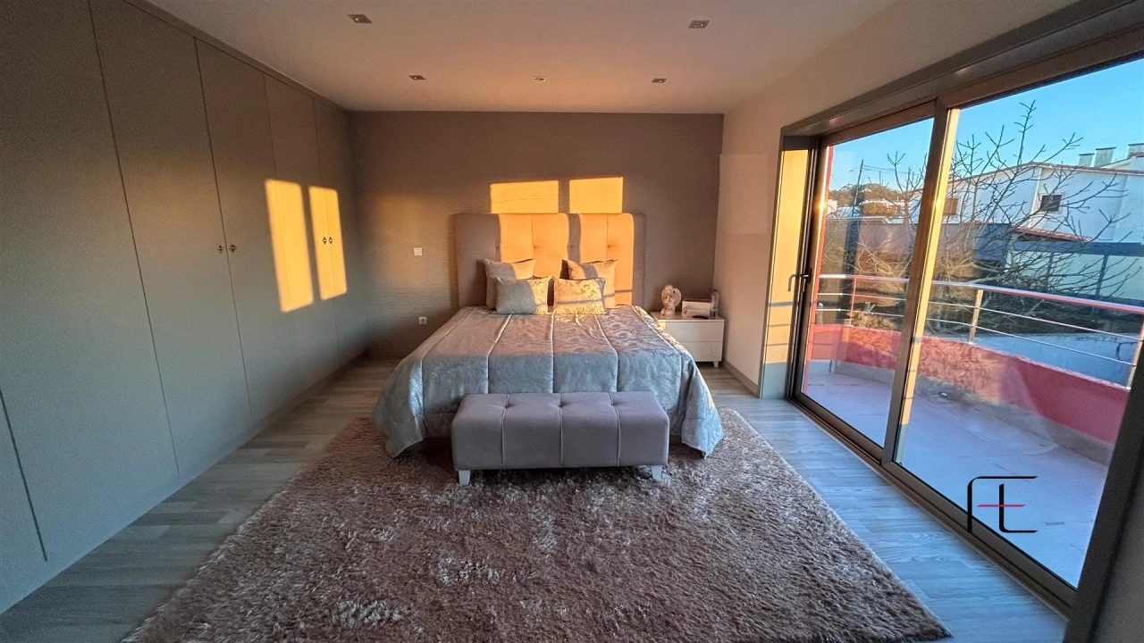 Moradia T4 para Venda em Vila Chã Foto 7