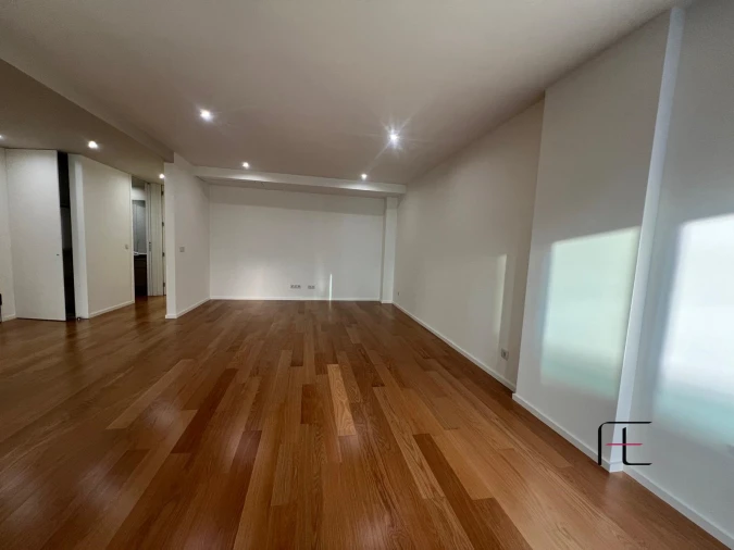 Apartamento T3 para Venda em Cidade da Maia Foto 4